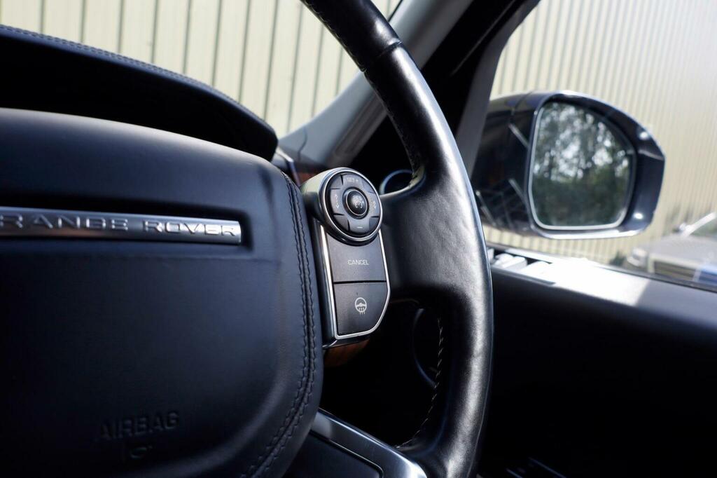 Land Rover Range Rover Vogue Gold #31