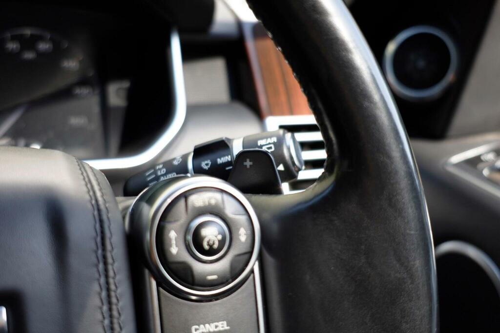 Land Rover Range Rover Vogue Gold #33