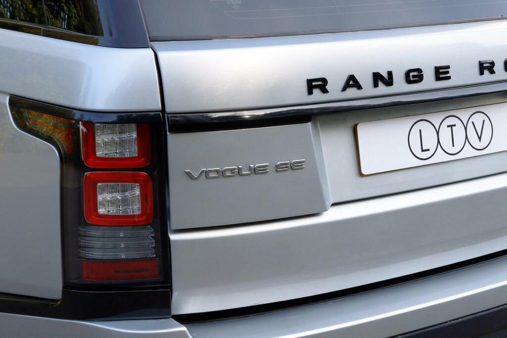 Land Rover Range Rover Vogue Gold #57