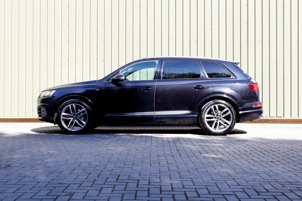 Audi Q7 3.0 Tdi V6 50 Black Edition Tiptronic Quattro Euro Black #4