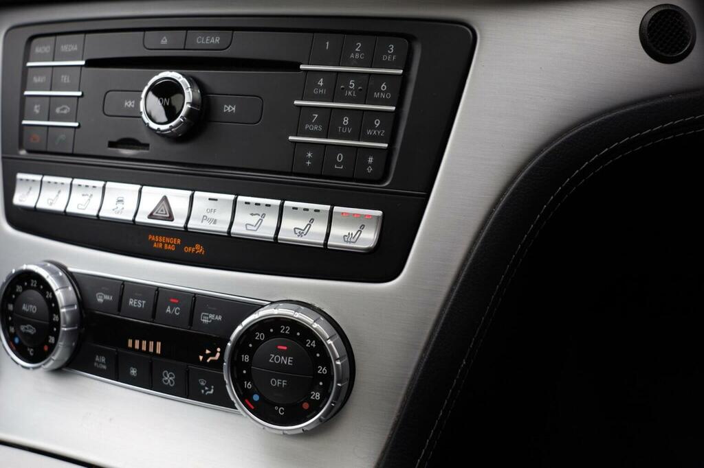 Mercedes-Benz SL Class 400 Brown #25