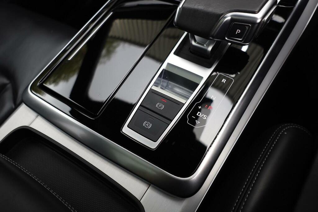 Audi Q7 Q7 S Line Black Edition 55 Tfsi E Quattro Grey #53
