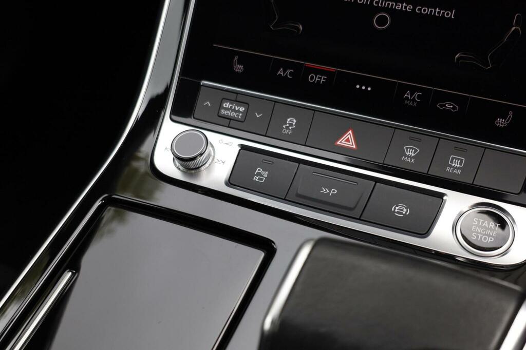 Audi Q7 Q7 S Line Black Edition 55 Tfsi E Quattro Grey #25