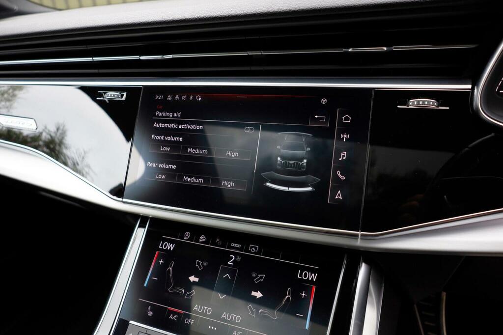 Audi Q7 Q7 S Line Black Edition 55 Tfsi E Quattro Grey #38