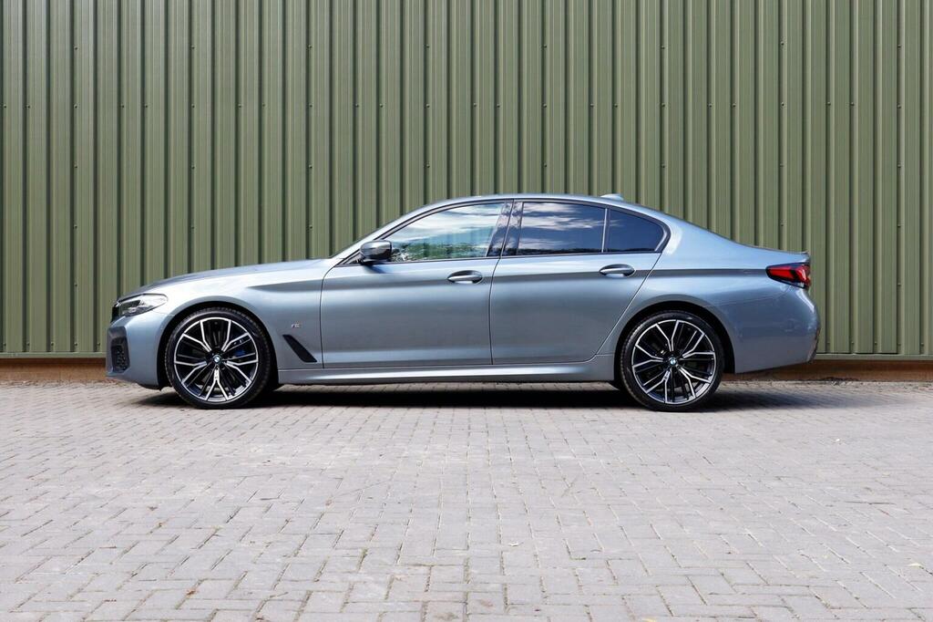 BMW 5 Series 3.0 530D Mht M Sport Steptronic Xdrive Euro 6 Ss Blue #4