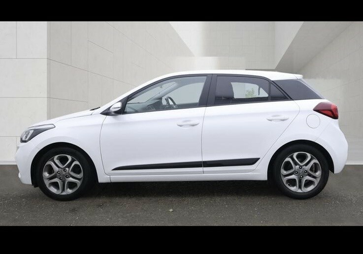 Hyundai I20 1.2 Mpi S Connect White #3
