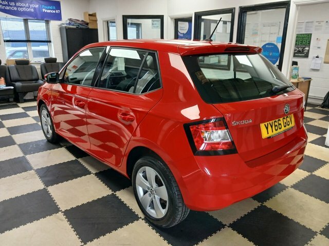 Skoda Fabia Tsi Se Hatchback YY66GGV Red #6