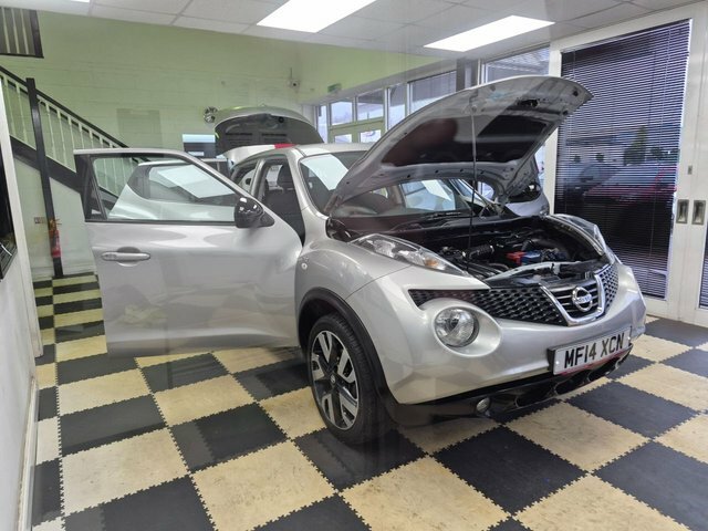 Nissan Juke Tekna Xtronic White #38