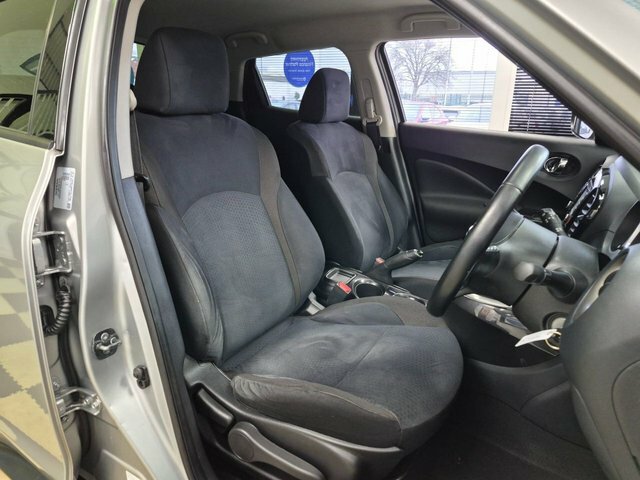Nissan Juke Tekna Xtronic White #14