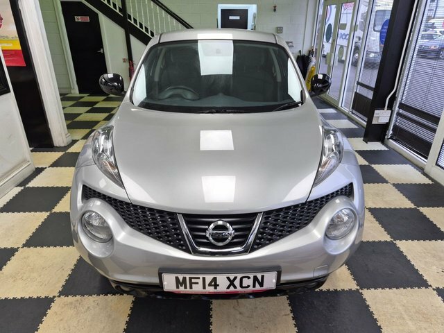Nissan Juke Tekna Xtronic White #6