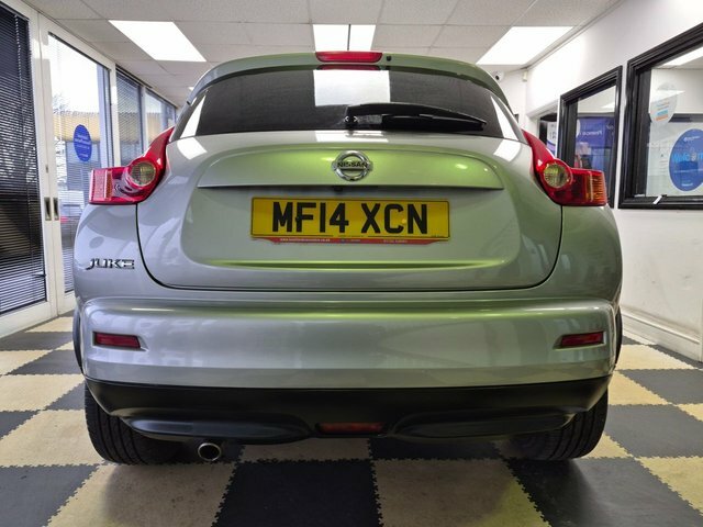 Nissan Juke Tekna Xtronic White #7