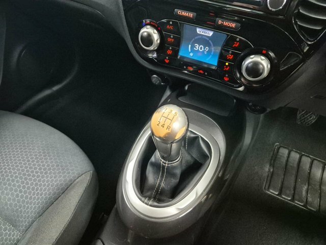 Nissan Juke Tekna Xtronic White #28