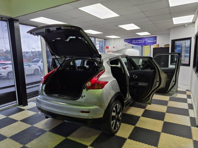 Nissan Juke Tekna Xtronic White #39