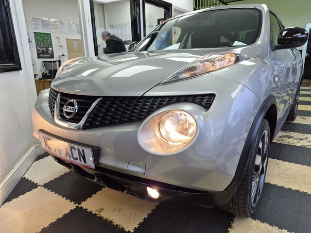Nissan Juke Tekna Xtronic White #34