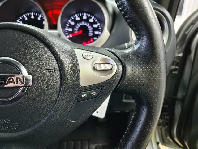 Nissan Juke Tekna Xtronic White #22