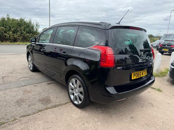 Peugeot 5008 1.6 Bluehdi Allure Euro 6 Ss Black #4