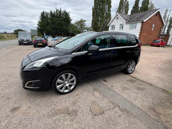 Peugeot 5008 1.6 Bluehdi Allure Euro 6 Ss Black #3