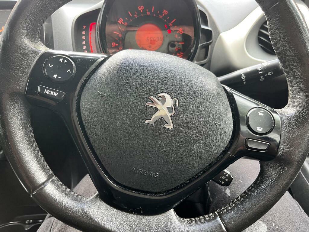 Peugeot 108 Active White #18