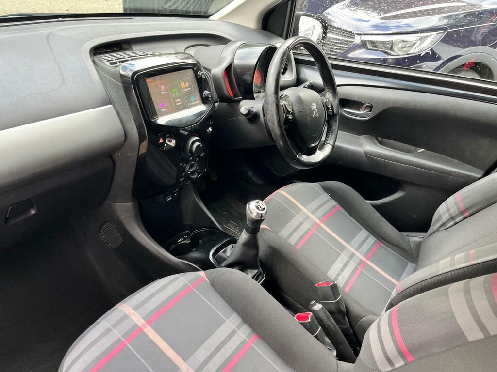 Peugeot 108 Active White #16