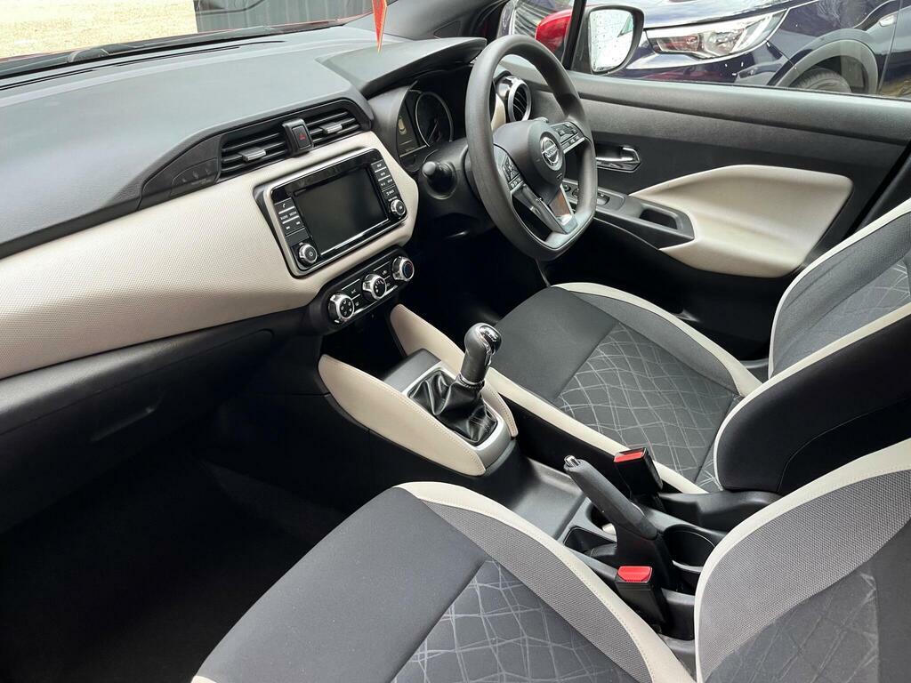 Nissan Micra N-connecta Black #17