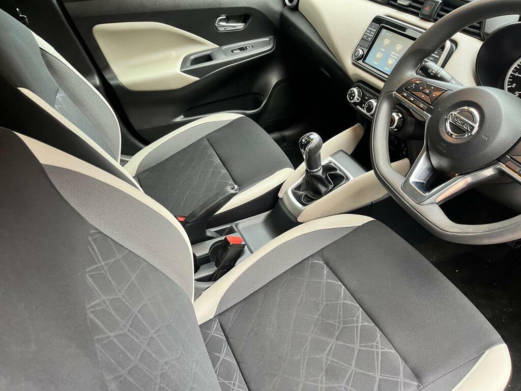 Nissan Micra N-connecta Black #15