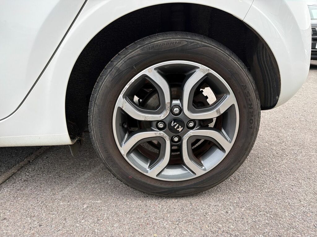 Kia Picanto X-line Green #9