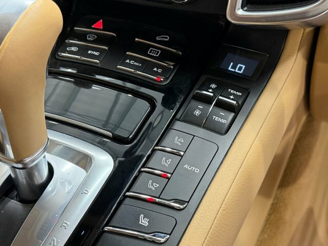 Porsche Cayenne D V6 Platinum Edition Black #30