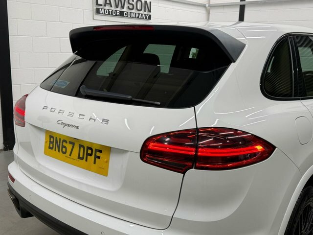 Porsche Cayenne D V6 Platinum Edition Black #55