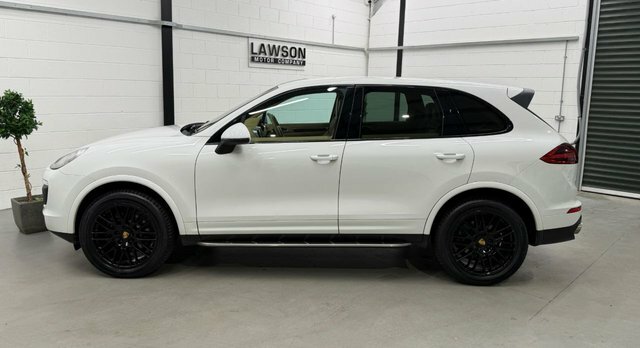 Porsche Cayenne D V6 Platinum Edition Black #67