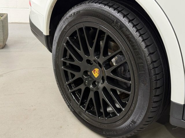 Porsche Cayenne D V6 Platinum Edition Black #46