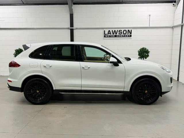 Porsche Cayenne D V6 Platinum Edition Black #52