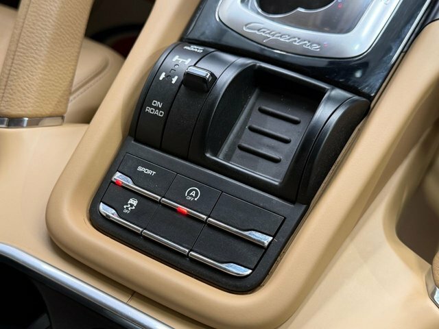 Porsche Cayenne D V6 Platinum Edition Black #22