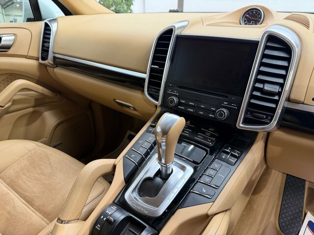 Porsche Cayenne D V6 Platinum Edition Black #18