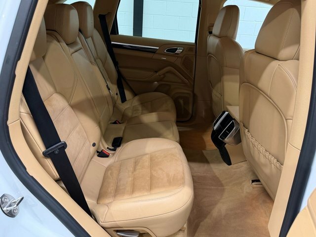 Porsche Cayenne 3.0 Td V6 Platinum Edition Suv Tiptroni White #2