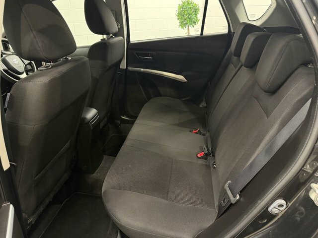 Suzuki SX4 S Cross Hatchback Black #38