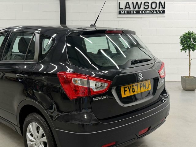 Suzuki SX4 S Cross Hatchback Black #27