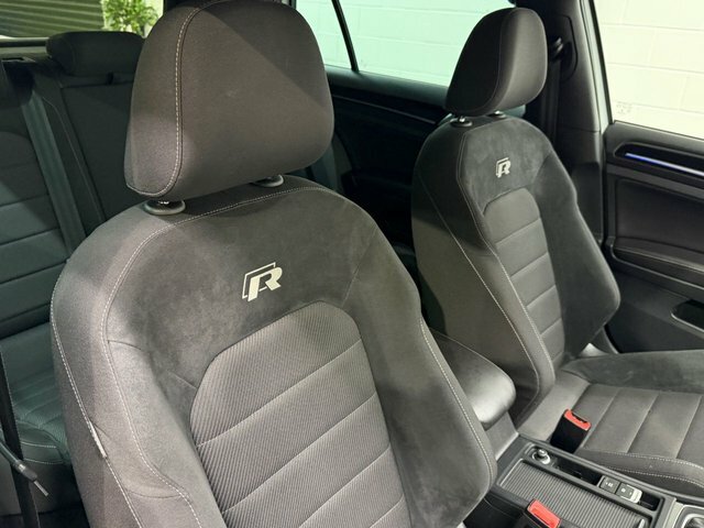 Volkswagen Golf 2.0 Tsi R Hatchback Dsg 4Motion Euro 6 White #3