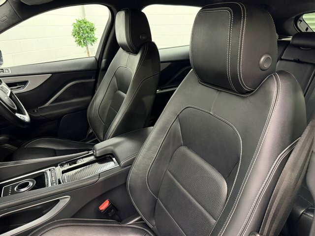 Jaguar F-Pace 3.0D V6 S Awd  #47