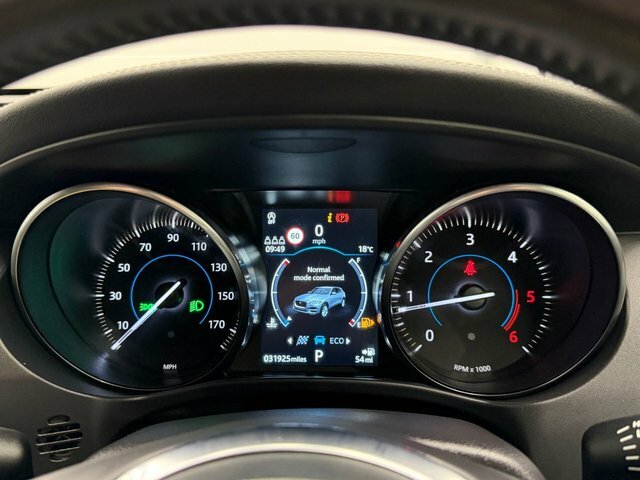 Jaguar F-Pace 3.0D V6 S Awd  #33