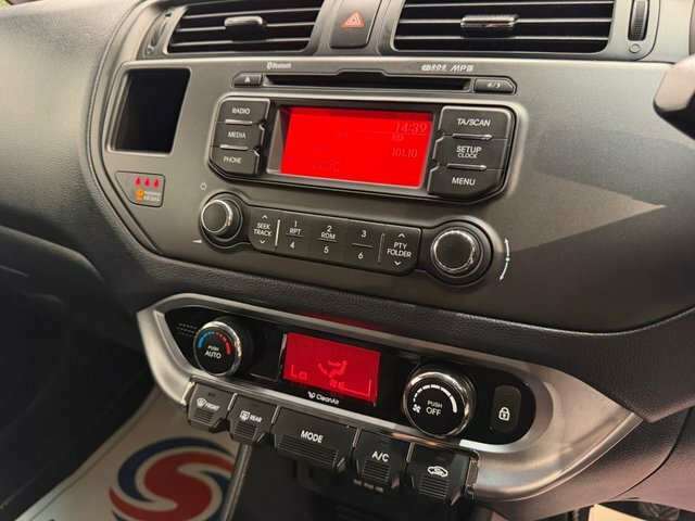 Kia RIO 1.3 1 2013 Black #15