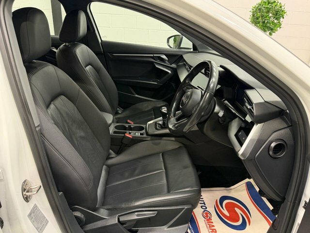 Audi A3 1.0 Tfsi 30 Sport Sportback Euro White #2