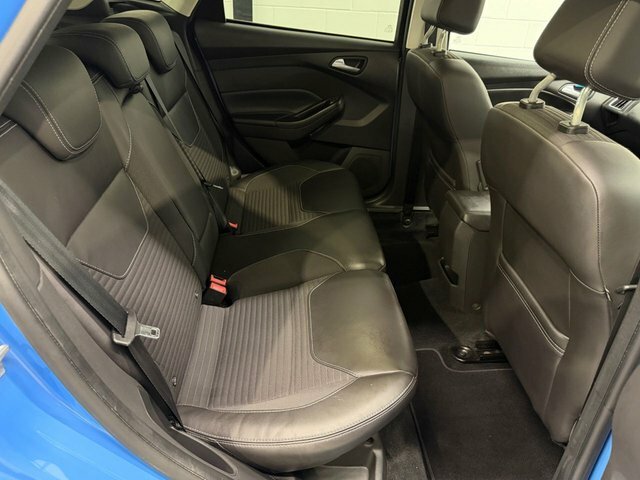 Ford Focus 1.0T Ecoboost Titanium X Hatchback Manu Blue #3