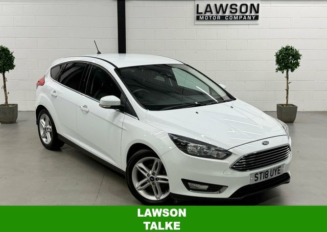 Ford Focus 1.0T Ecoboost Titanium Hatchback White