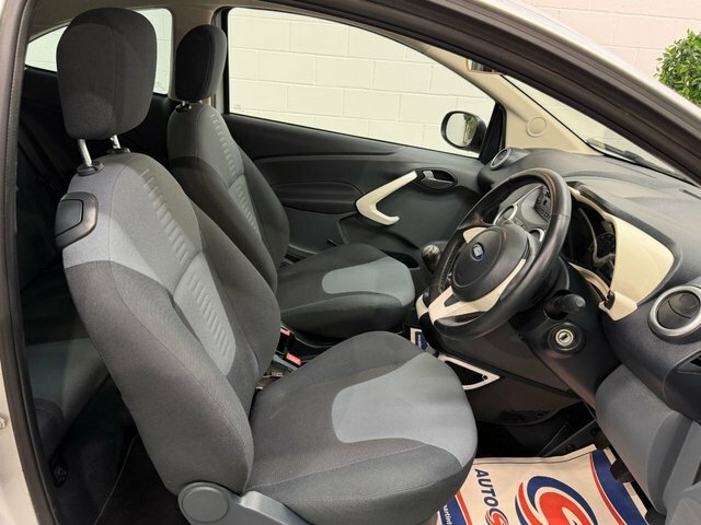 Ford KA 1.2 Zetec Hatchback Euro 5 S S Silver #2