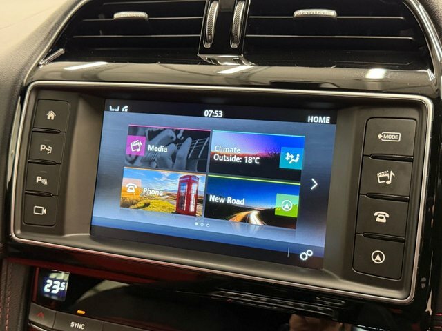 Jaguar F-Pace Portfolio Awd D 4Wd #21