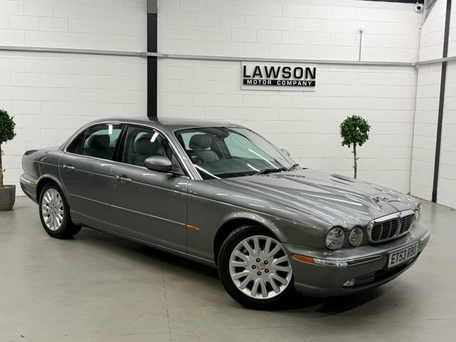 Jaguar XJ 3.0 Se Silver #36