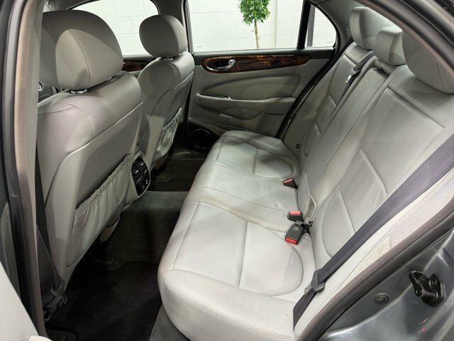 Jaguar XJ 3.0 Se Silver #75
