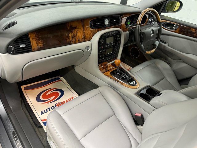 Jaguar XJ 3.0 Se Silver #68