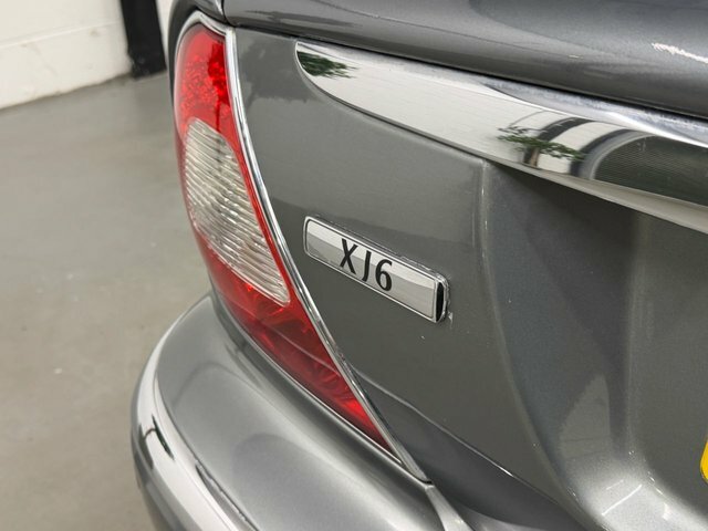 Jaguar XJ 3.0 Se Silver #79