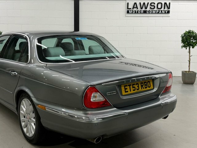 Jaguar XJ 3.0 Se Silver #54